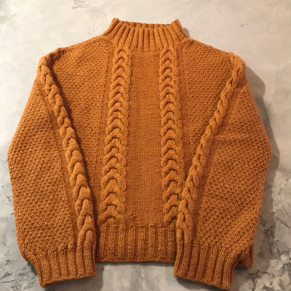 Handmade sweater 🌸 - Picture 2 of 6